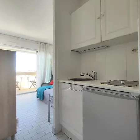 659, Port Nature 6 Au Village Naturiste *