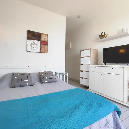 659, Port Nature 6 Au Village Naturiste * Agde