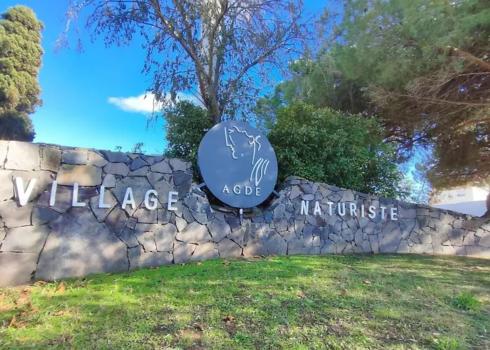 659, Port Nature 6 Au Village Naturiste * Agde